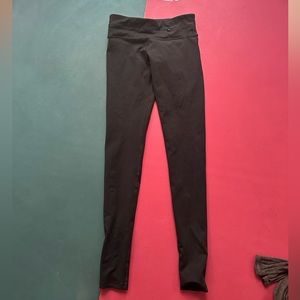 Nancy Rose Performance Black Leggings Size 6